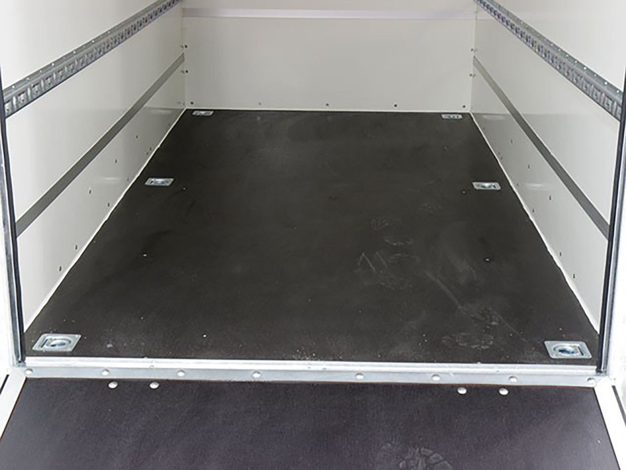 Blyss Reboque fechado 146x304cm Altura:180cm 2,0t, Rampa-Novo - Image 8