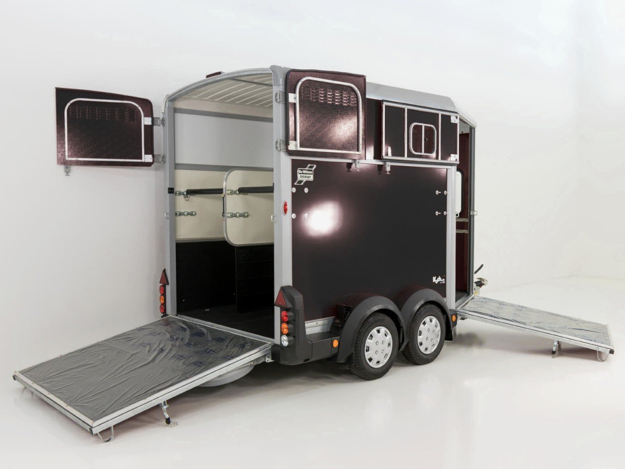 Ifor Williams Reboque para cavalos HB511-preto-Saída frontal-Novo - Image 3