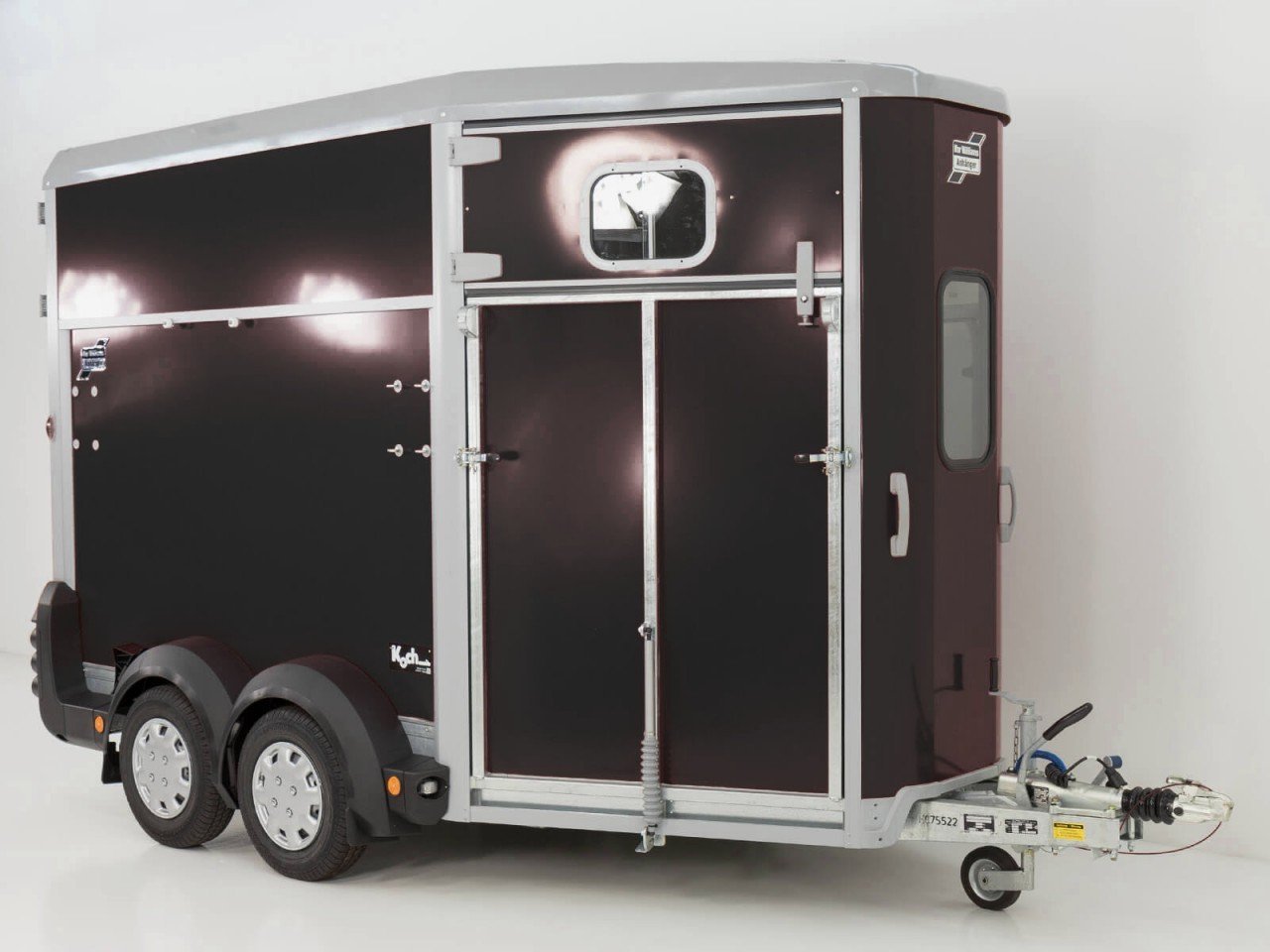 Ifor Williams Reboque para cavalos HB511-preto-Saída frontal-Novo